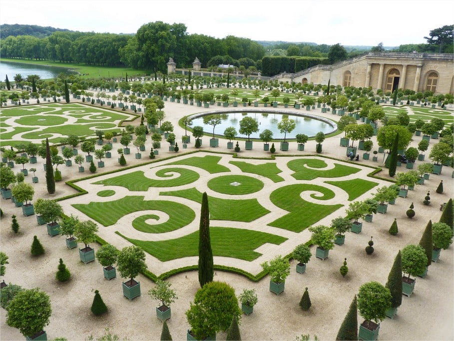 Versailles