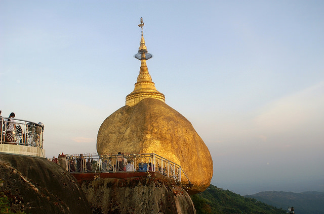 Mont Kyaiktiyo