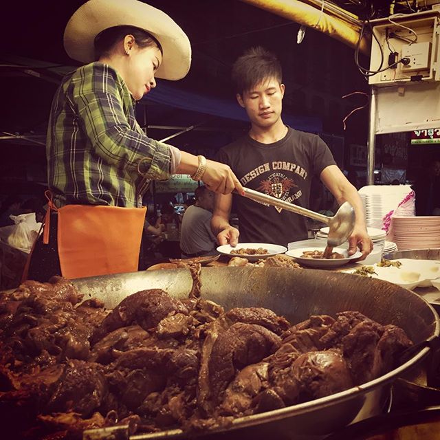 jarret de porc chiang mai 