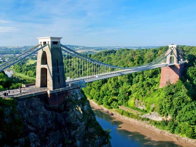 Trouver un vol pas cher à destination de Bristol avec GOVoyages.com