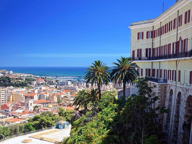 Réserver un séjour vol + hôtel à Cagliari avec GO Voyages