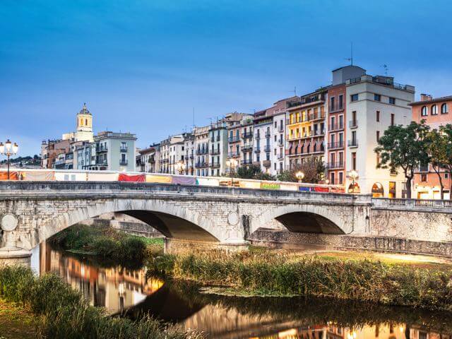 Trouver un vol pas cher à destination de Gérone avec GOVoyages.com