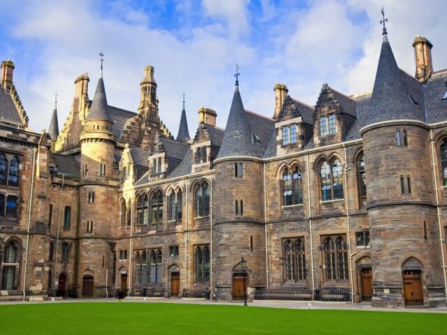 Trouver un vol pas cher à destination de Glasgow avec GOVoyages.com
