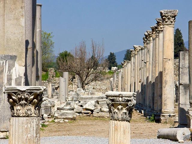 Trouver un vol pas cher à destination de Izmir avec GOVoyages.com
