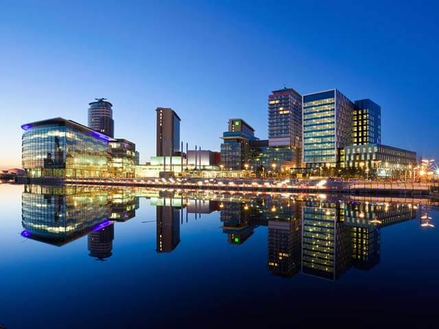 Trouver un vol pas cher à destination de Manchester avec GOVoyages.com