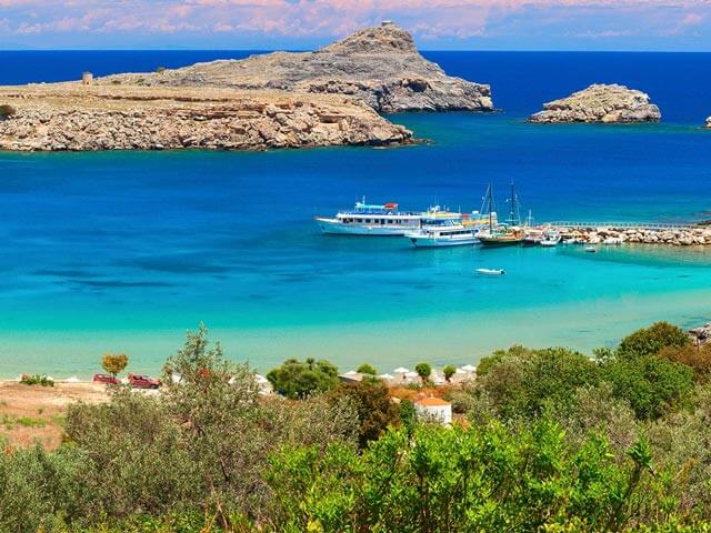 Trouver un vol pas cher à destination de Rhodes avec GOVoyages.com