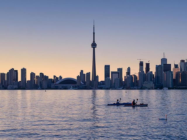 Trouver un vol pas cher à destination de Toronto avec GOVoyages.com